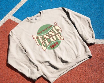 Tennis Club 1964 Crewneck Sweatshirt, Vintage Tennis Logo, Retro Graphic Sweater, Racket Club Design, Vintage Crewneck, Trendy Sports Wear