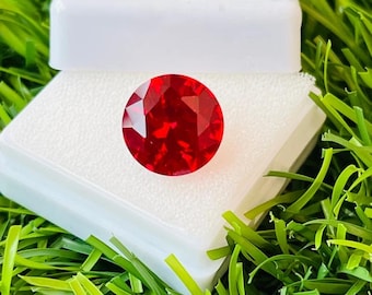 2CT Fancy Red Lab Grown Diamond | Round Brilliant VVS1 (GGDL Certified) Loose Stone