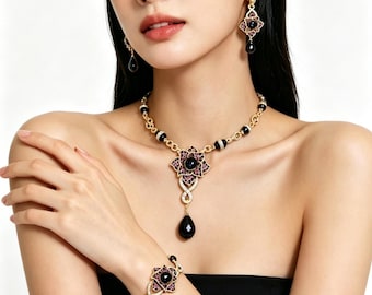Set met gotische zwarte edelsteen-statementketting