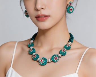 Set met groene bloemen statement ketting vintage boho-sieraden
