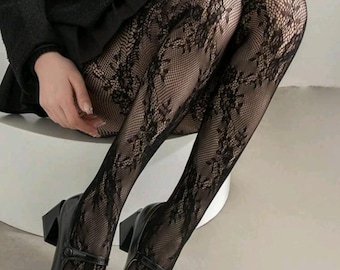 Netzstrumpfhose elegant verführerisch und stilvoll von CalaLaneStyle in klassischem Schwarz.