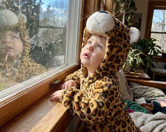 Traje de polar de leopardo, disfraz de franela con capucha, mono de invierno, pijama cálido, mono de animal lindo, mono con capucha de dibujos animados, mono de bebé de invierno acogedor