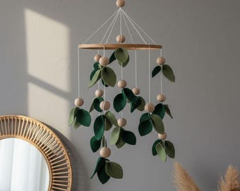 Green Floral Felt Leaf Baby Mobile – Boho Botanical Nursery Decor