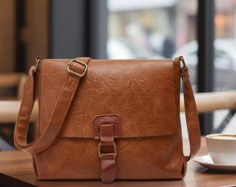 Office Leather Bag Pattern PDF – DIY Messenger Bag Template with Buckle & Zipper Details