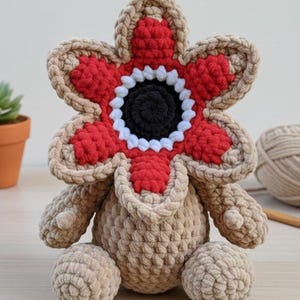 Monster Flower Crochet Pattern PDF – Creepy Amigurumi Plush Tutorial