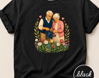 T-Shirt „Gartenliebe für Großeltern“, Geschenkidee für Oma und Opa zum Thema Garten, T-Shirt zum Großelterntag, T-Shirt für Paare mit Blumengartenmotiv