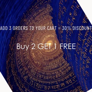 Puede incluir: Imagen abstracta con un dise&ntilde;o en espiral en tonos dorados y marrones, superpuesta con tela azul. El texto "ADD 3 ORDERS TO YOUR CART = 30% DISCOUNT" y "Buy 2 GET 1 FREE" se muestra en blanco.