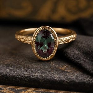 Anillo de alejandrita vintage, anillo de compromiso de oro con talla ovalada, anillo de promesa Art Déco, regalo de joyería nupcial hecho a mano para mujer.