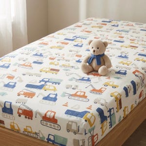 Lençol de baixo infantil com estampa de caminhões e escavadeiras de construção – 100% algodão, tamanho solteiro (UK Single), bolso profundo antiderrapante, roupa de cama infantil com tema de construção.