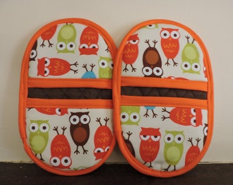 Pot Holders-Oven & Microwave Mitts-Pinchers-Multi-Color Owls w/Orange Trim-Free Shipping