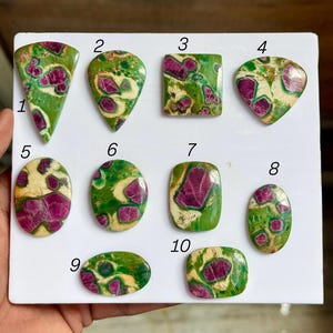 Rubin Fuchsit Högkvalitativ 100% Naturlig Cabochon Lös Ädelsten För Smyckestillverkning