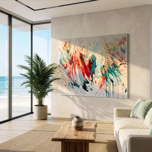 Pode incluir: Uma grande pe&ccedil;a de arte de parede retangular com uma composi&ccedil;&atilde;o abstrata de pinceladas vibrantes em vermelho, azul-petr&oacute;leo, laranja e amarelo sobre um fundo creme claro, acentuada com linhas pretas finas, pontos e formas circulares.