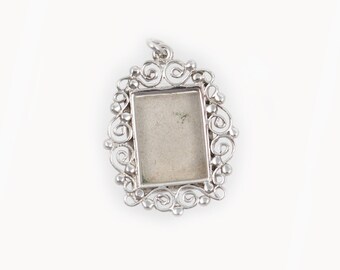 Vintage Sterling Silver Picture Frame Charm - 1950s - Scroll Paisley Border - Mini Picture Frame