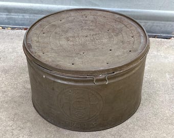 Antique c1910s H.C. Rowe Oyster Co Metal 2 Pound Shipping Can - Large 10 Inch American Can Co Griplock Can
