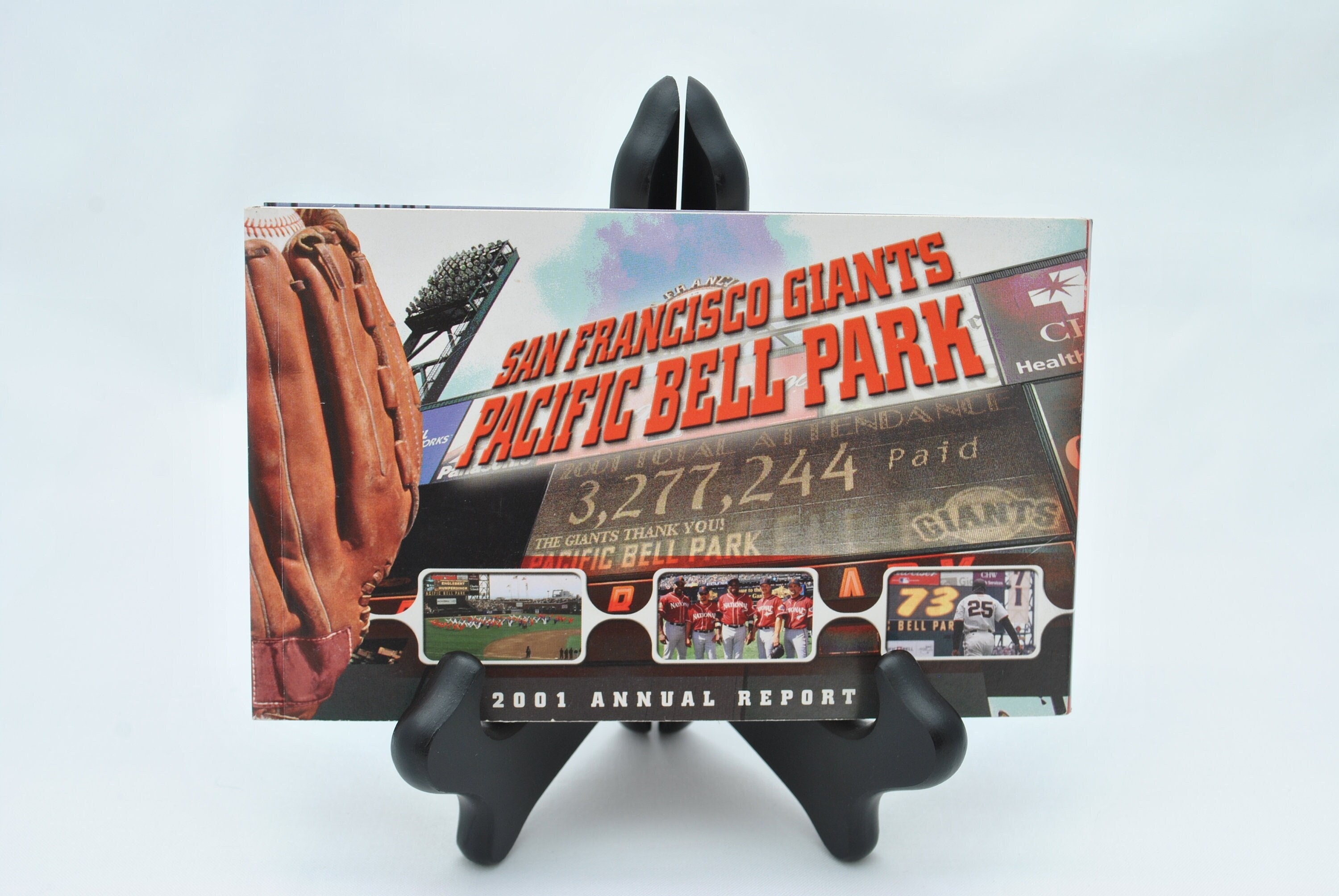 Vintage San Francisco Giants Pacific Bell Park 2001 Annual Report