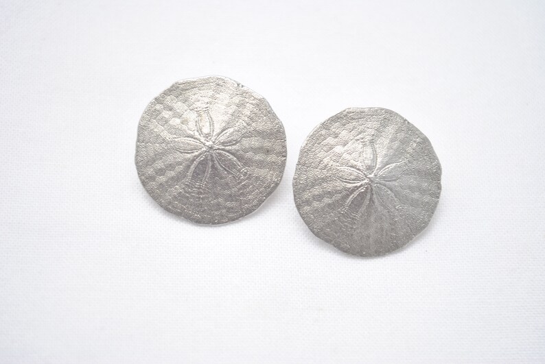 Vintage Amos Canada Pewter Sand Dollar Brooch and Earring Set Early 1990/'s Artisan Made Signed
