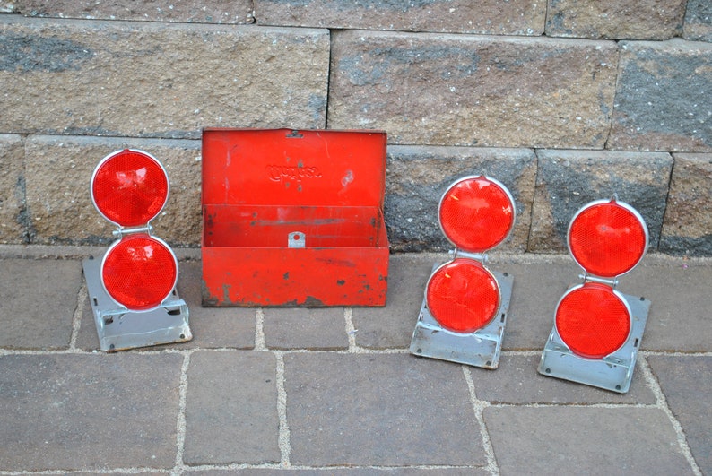 Vintage Anthes Emergency Reflectors in Red Metal Box Etsy