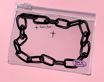 Chain Clear Vaccination Card Pouch