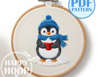 Pinguino, modello di pinguino felice con cappello: accogliente scena invernale. Schema di ricamo a mano in PDF