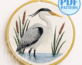 Airone tra le canne. Grande uccello lacustre. Semplice schema di ricamo a mano in PDF, adatto ai principianti.