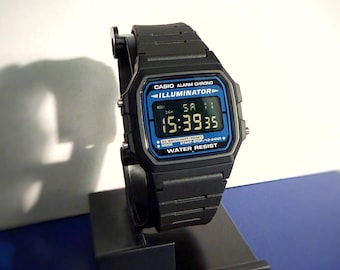 Casio F105 – Custom Mod (Negative display)