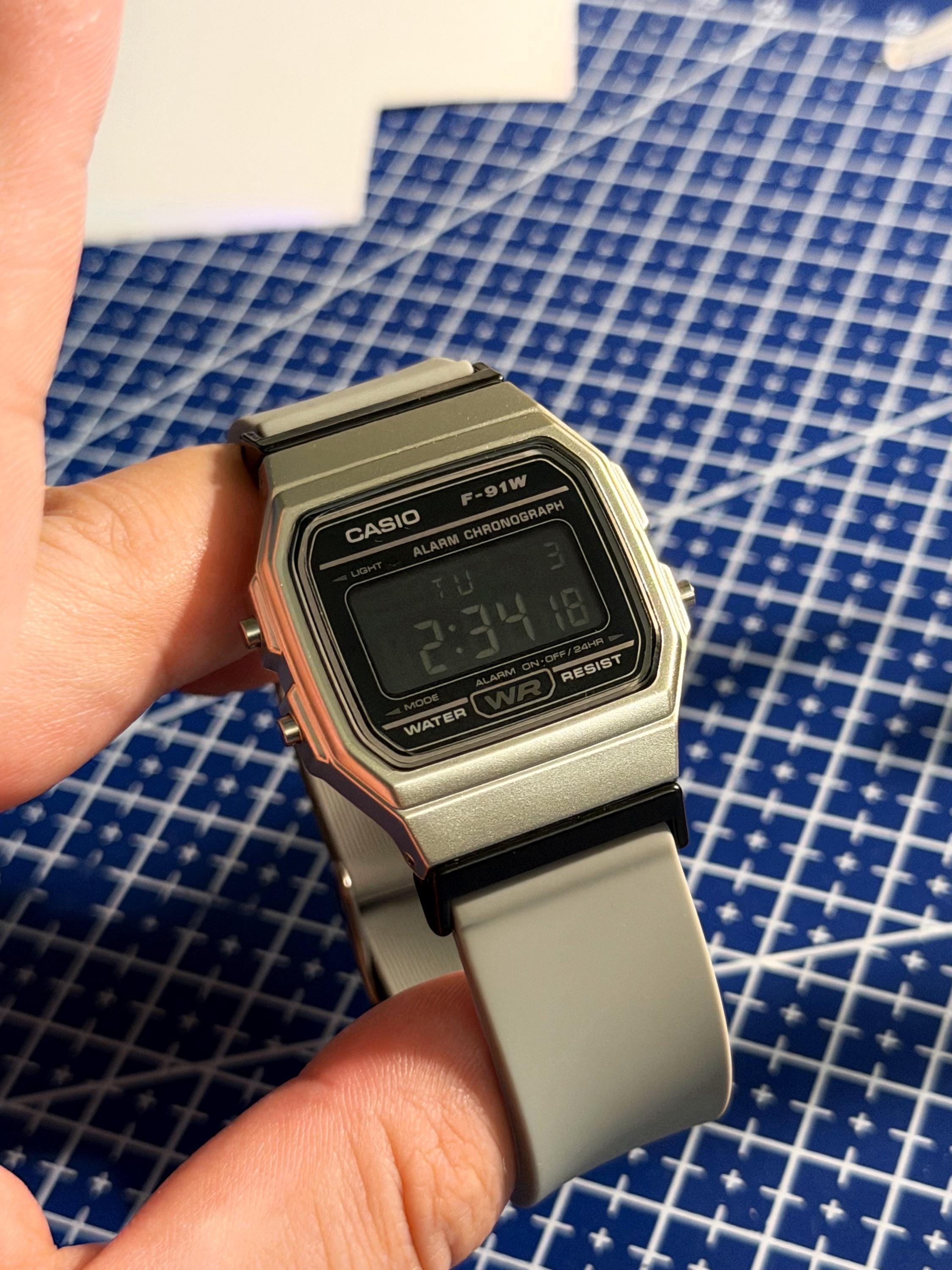 Casio F91 Grey Mod – Negative Display & Blue Backlight - Etsy