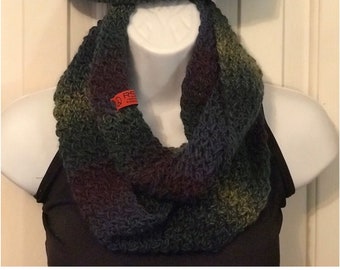 Puff Stitch Infinity Scarf