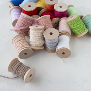 Fringe Edge String • Beige / Ivory / White / Gray / Red / Pink / Blue / Green / Purple / Orange