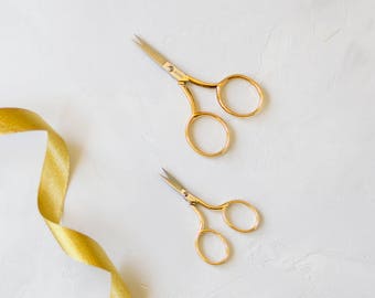 Gold Metal Embroidery Scissors • Mini 2-5/8" / Small 3-1/2"