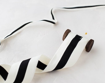 Cream + Black Bold Stripe Grosgrain Ribbon • 5/8” • 2"