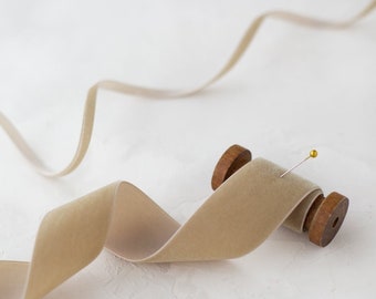 Cinta de terciopelo suizo color beige tierra • 1/8" • 1/4" • 3/8" • 5/8" • 7/8" • 1.5" • 2"