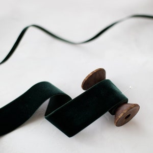 Waldgrünes Samtband • 3mm • 1/10 • 3/8 • 5/8 • 7/8 • 4.5 • 5cm