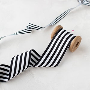 Black White Stripe Grosgrain Ribbon 3/8 5/8 7/8 1.5 2.25 image 1