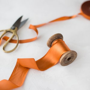 Charmeuse Schrägband in Orange • 5/8 • 2cm • 4.5 • 6.5cm