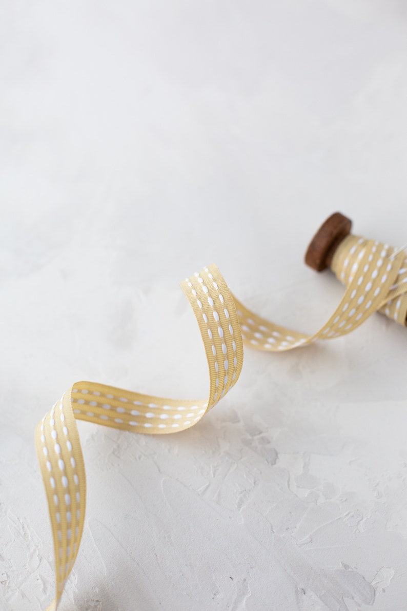 Wheat Raffia White Triple Stitch Grosgrain Ribbon 5/8 image 2