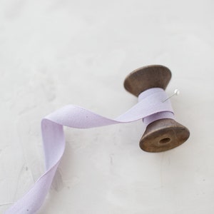 Cinta de algodón teñida a mano color morado lavanda polvoriento • 5/8"