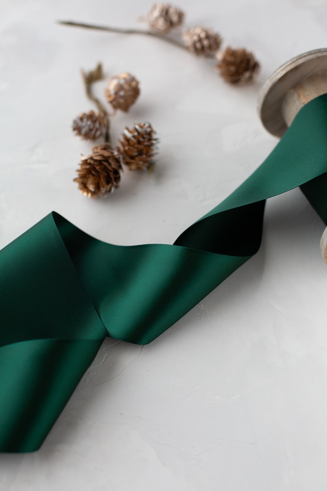 Hunter Strong Ribbon Hunter Spruce Green Double-faced Satin Ribbon • 1.5