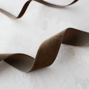 Milk Chocolate Brown Swiss Velvet Ribbon • 1/8
