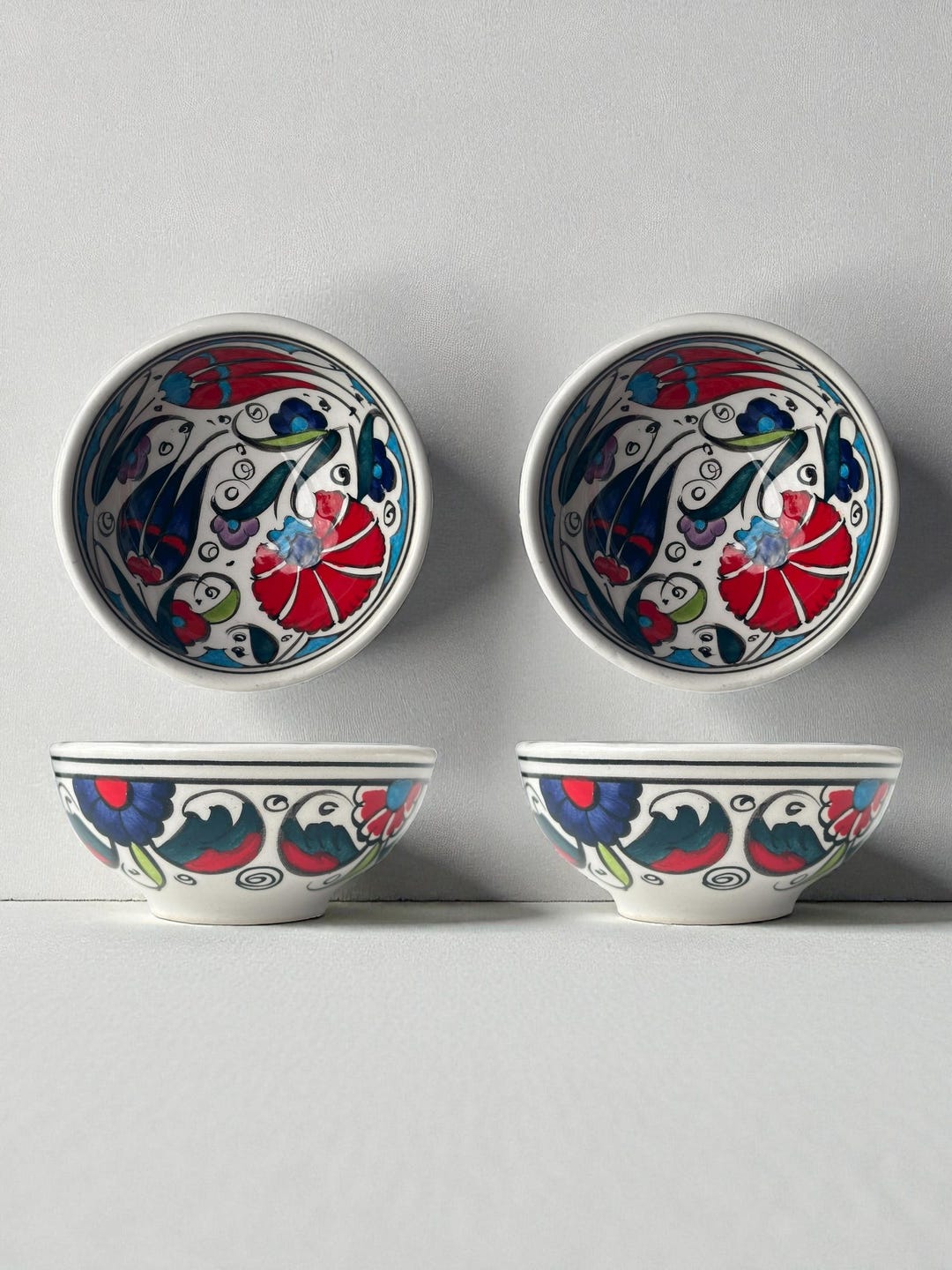 トルコの伝統的な陶芸(イズニック Iznik 様式) 手書き ボウル皿 Handmade Iznik Ceramic Bowls, Turkish Floral Decor, Set of 4