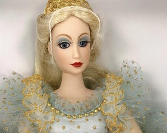 Gorgeous NEW Bebe Bru Heirloom Franklin Mint Maryse Nicole