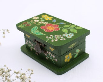 Green Folk Art Floral Wooden Box Jewelry Box Romantic Box Ring Bearer Box Herb Box Memory Box Folk Art Wooden Gift Box with Flowers
