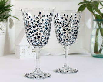 Hand Painted Blue Wine Glasses with Leaf Design Wine Glasses Set of 2 Foliage Design Elegant Glassware Wine Lovers Gift Painted Glassware