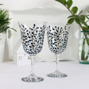 Hand Painted Blue Wine Glasses with Leaf Design Wine Glasses Set of 2 Foliage Design Elegant Glassware Wine Lovers Gift Painted Glassware