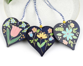 Set of 3 Wooden Hanging Heart Wall Home Decoration Hand Painted Folk Art Hanging Decor Folk Art Floral Hanging Wooden Ornaments