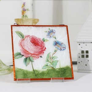 Handcrafted Glass Wall Hanging with Floral Design, Delicate Garden Flowers Decor, 10x10cm Glass Art w. Brass Copper Chain, Unique Gift Idea