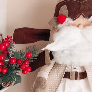 Santa Claus PDF pattern, sewn wool fabric ornament