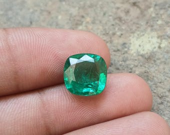 Lab Grown Emerald faceted cut Loose Gemstone for Jewelry Making stone Green Synthetic Emerald Cut Stone 1 pec Christmas