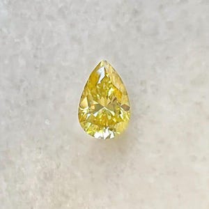 Moissanite Loose faceted Cut Pear shape Yellow  Moissanite Gemstone for Jewelry Christmas sale