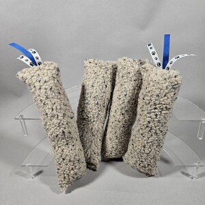 What’s New, WOOLIES, Crinkle Catnip Kickers-Gray with Dots