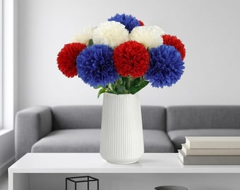 Arreglo floral patriótico de crisantemos artificiales rojos, blancos y azules, decoración para el 4 de julio, centro de mesa para el Día de los Caídos, decoración floral para el hogar con bandera.